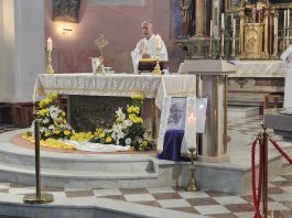 Služena misa zadušnica za preminulog papu Franju