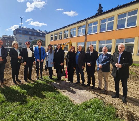 Svečano otvoreni radovi na dogradnji Prve osnovne škole