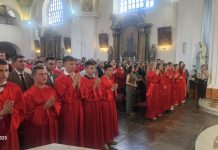 Biskup Medo podijelio sakrament Svete potvde u župi Sv. Križa