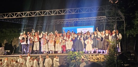 Vrhunska večer hrvatske nacionalne baštine u dvorištu Frankopanskog kaštela