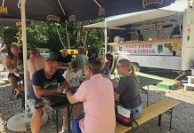 Fast food na kraju grada