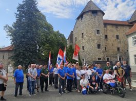 Sudionici 11. zavjetnog hodočašća Marijanski zavjet za domovinu u Ogulinu