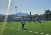 Prijateljskim susretima mlađih pionira i pionira Ogulina i Karlovca 2 u u funkciju stavljeno pomoćno igralište NK Ogulina s umjetnom travom