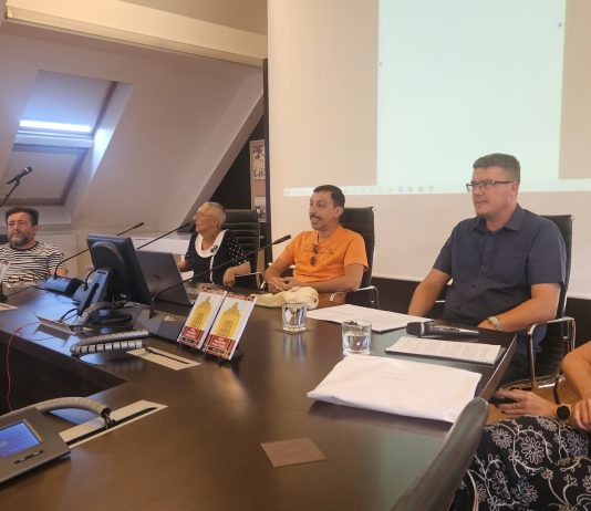 Znanstvenik Marko Grba izdao zbirku “Oda praznom prostoru” koja spaja znanost i poeziju