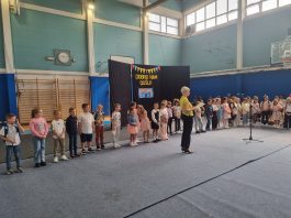 112 ogulinskih prvašića sjelo danas u školske klupe