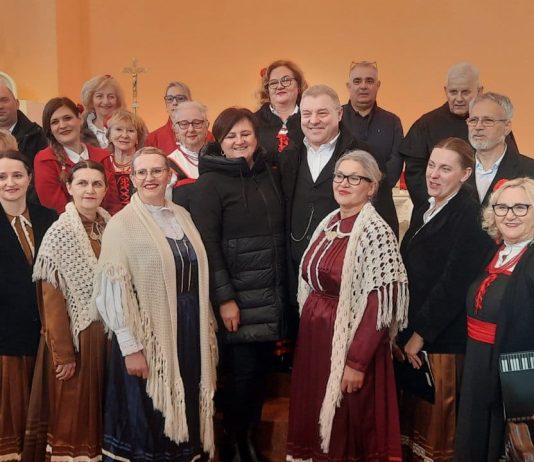 Božićni koncert VA KUD-a Klek i gostiju iz Kraljevice