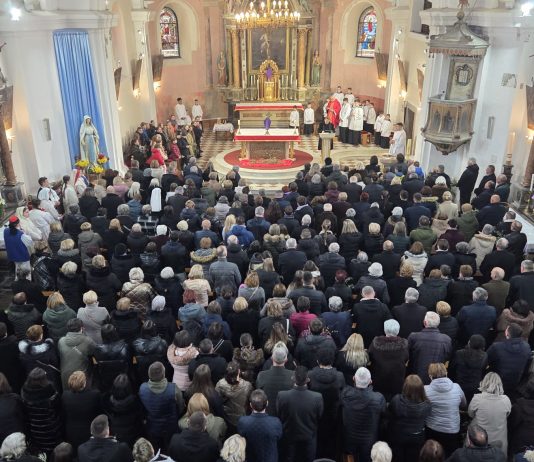Cvjetnica u župi sv. Križa