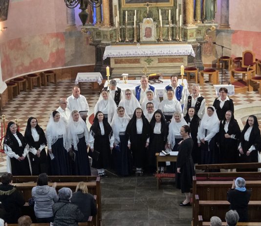 Trijumfalni korizmeni koncert ogulinskih i opuzenskih pjevača