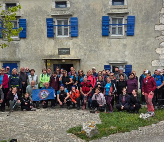 Ogulinski planinari pohodili planinarsku stazu Skitaču