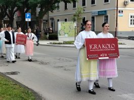 Održan prvi dan 30 . smotre folklora Karlovačke županije “Igra kolo”