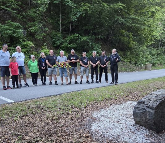 Predstavnici AK Ogulin racinga komemorirali kod spomenika Ivici Kišasondiju