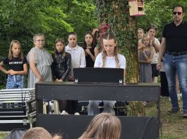 Koncert mladih glazbenika u Đulinom vrtu