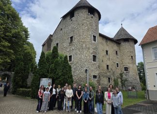 OŠ I.B. Mažuranić uručila nagrade dobitnicima 6.likovno-literarnog natječaja “HVALA TI, HVALA, IVANO, ZA BAJKE PREKRASAN DAR”