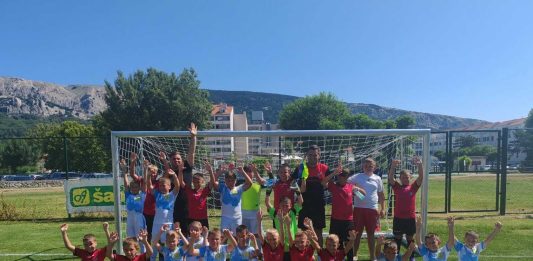 Limači NK Ogulina na sportsko-rekreativnom vikendu na Krku