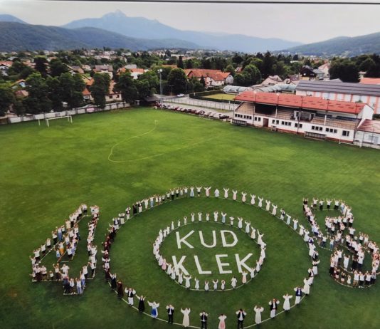 Šime Strikoman snimio milenijsku fotografiju o 45 godina KUD-a Klek