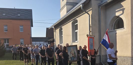 Sveta Ana u Plaškom