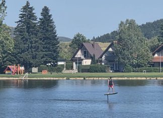 Leteći surferi i na Sabljacima