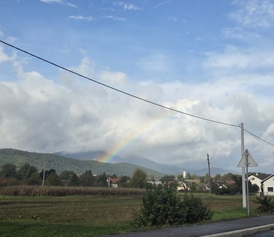 Duga iznad Ogulina