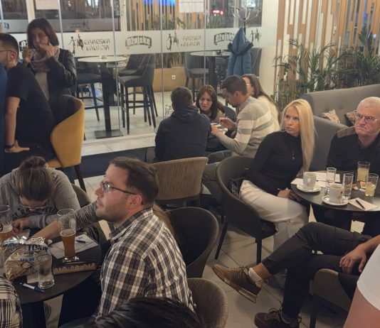Lako ćemo opet pobijedili na Urbanoj kviz priči