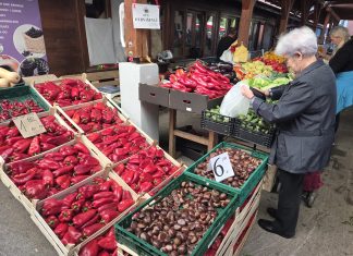 Dominiraju cvjetni aranžmani i trajnice